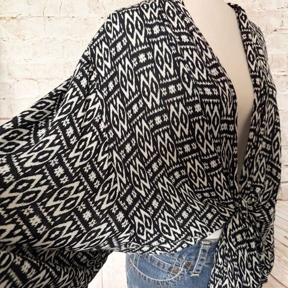 Camille & Co tribal tie front cover top - Picture 3 of 5